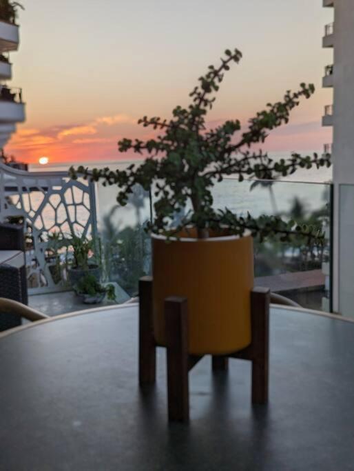 Ocean View Penthouse In P.V. Romantic Zone Puerto Vallarta Exterior photo