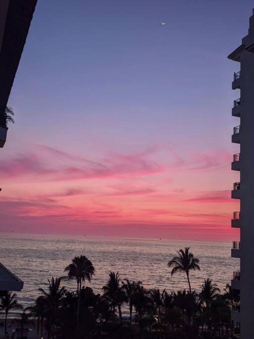 Ocean View Penthouse In P.V. Romantic Zone Puerto Vallarta Exterior photo